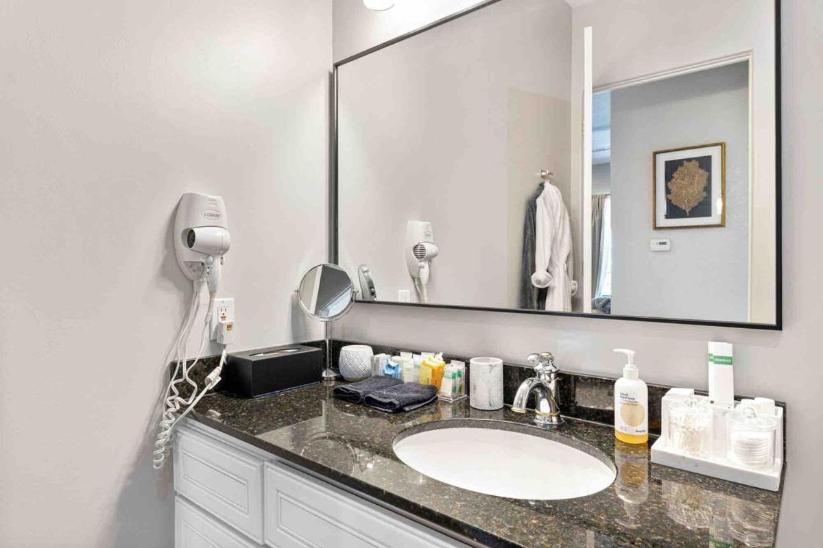 La Quinta Gem 1 Bedroom Pool Hot Tub Sleeps 4 Exterior photo